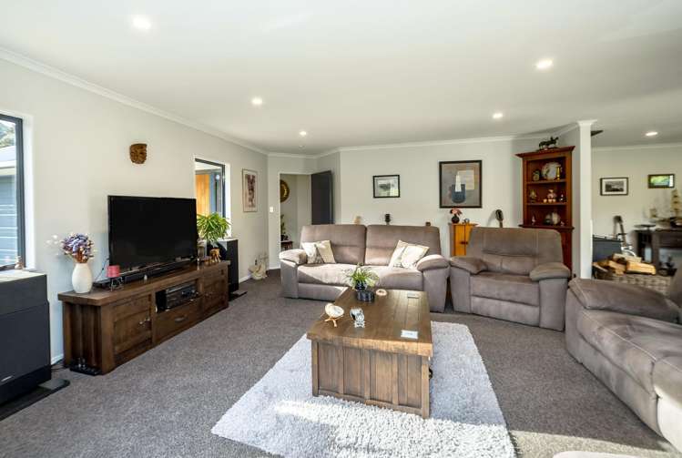 5523 Masterton Castlepoint Road Masterton_9