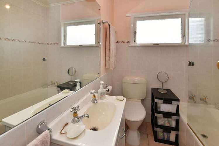 1/74 East Coast Road Milford_12