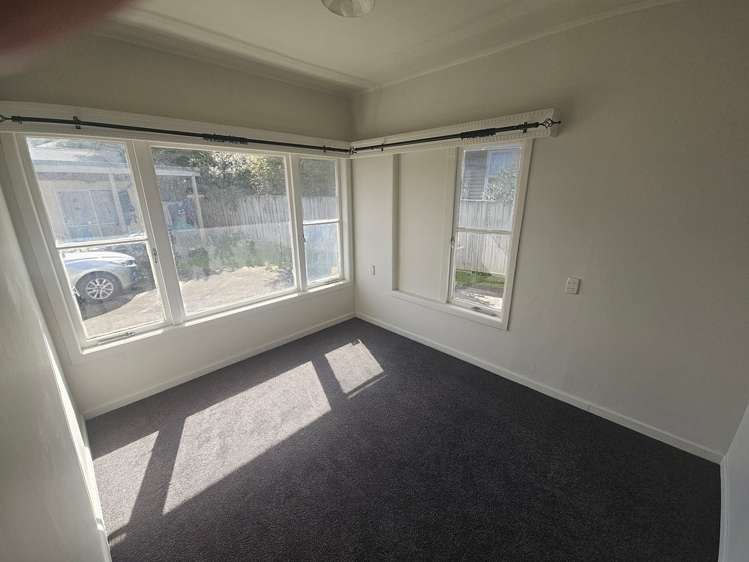 53 Halver Road Hillpark_11