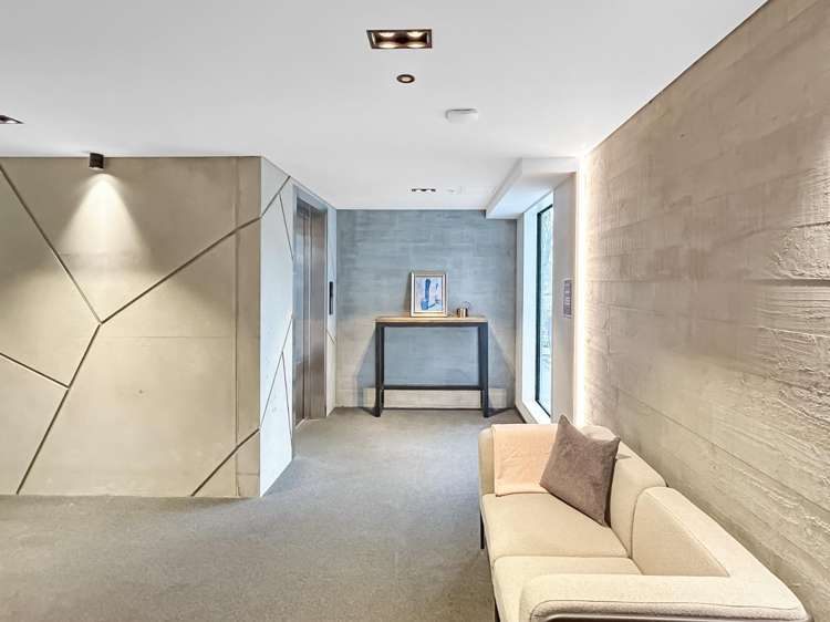 2B/207 Kilmore street 1419_2