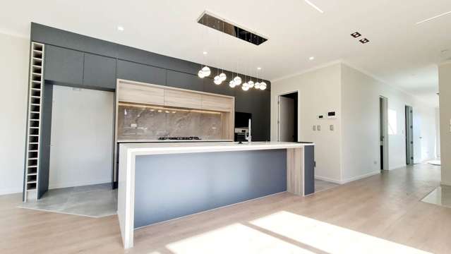 7 Uki Way Flat Bush_2