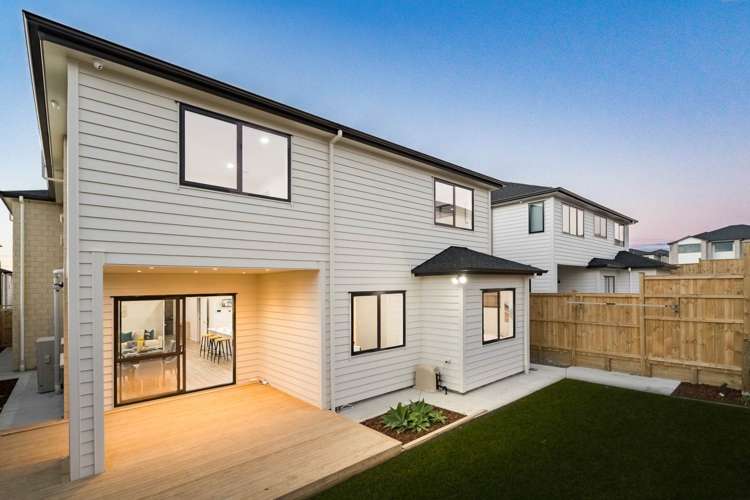 27 Tir Conaill Avenue Flat Bush_18