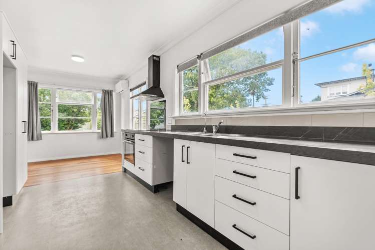 21 Victoria Street Carterton_1