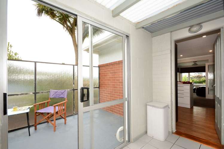 88 Playfair Street Caversham_13