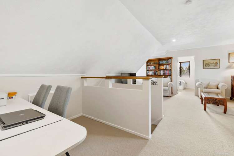 32 Orinda Close Botany Downs_16