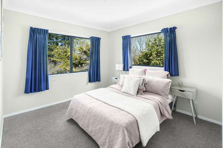 60a Southsea Crescent Silverdale_11