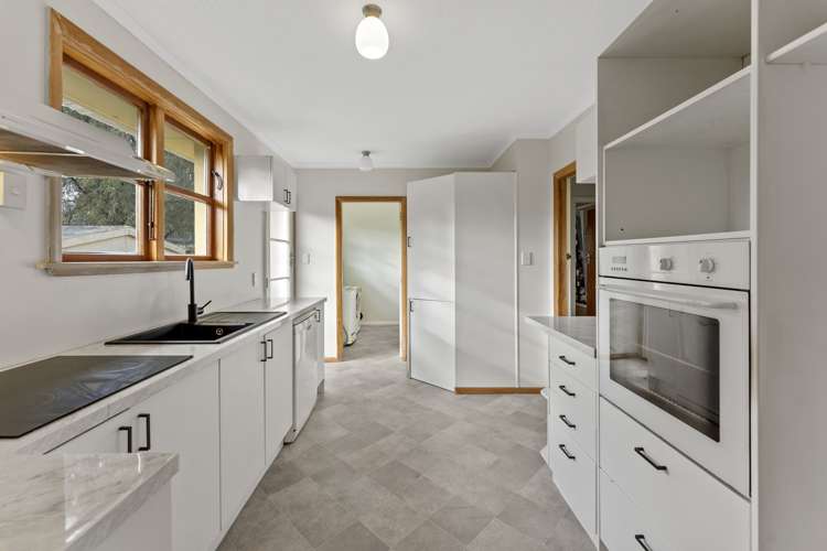 8 Kiwi Street Heretaunga_7