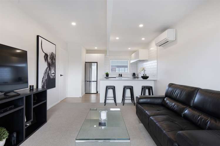 8/58 Papanui Road Merivale_1