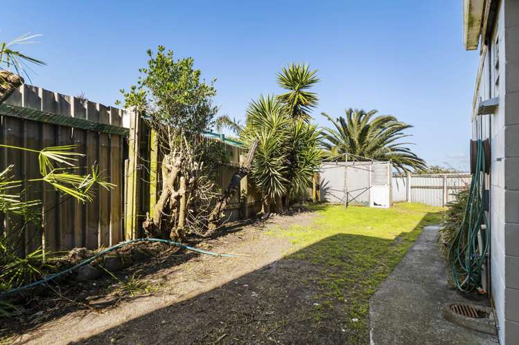 26 Costello Crescent Pukehina_21