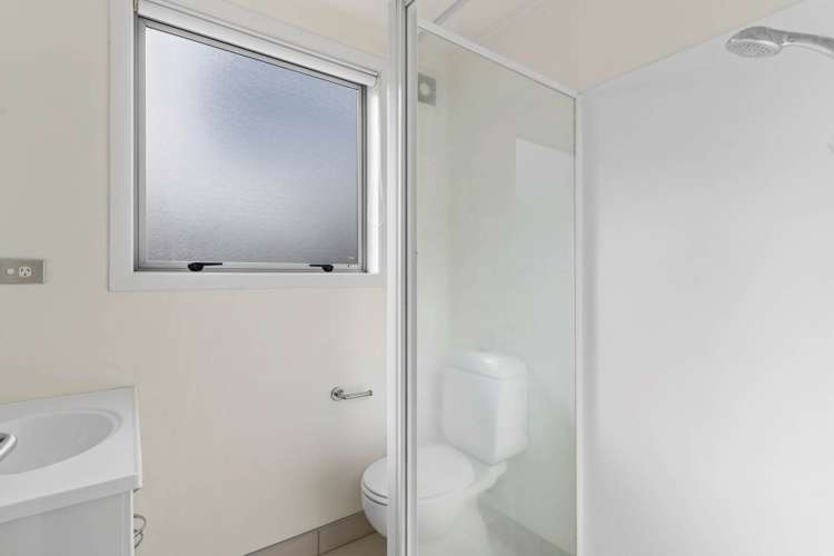 60/3 Wagener Place Mount Albert_8