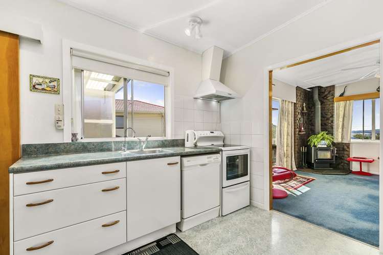 193 Te Atatu Road Te Atatu South_10