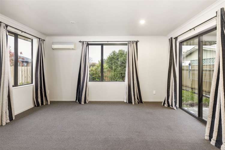 7d Oudenarde Street Renwick_9