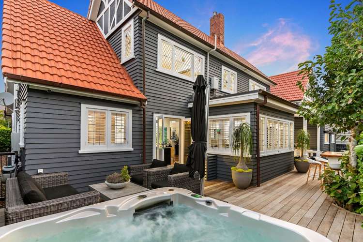 12 & 12A Springcombe Road St Heliers_3