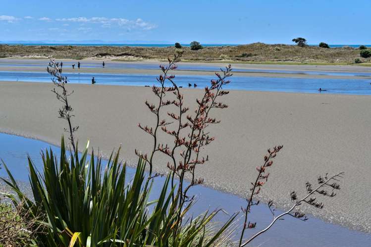 7 Oraka Road Māhia_30
