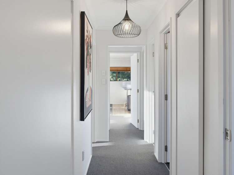 702B Park Road South_3
