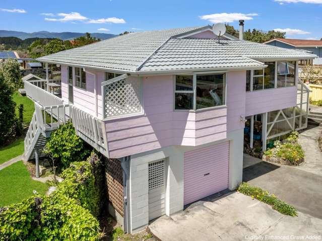 Tranquil Living Near The Beach