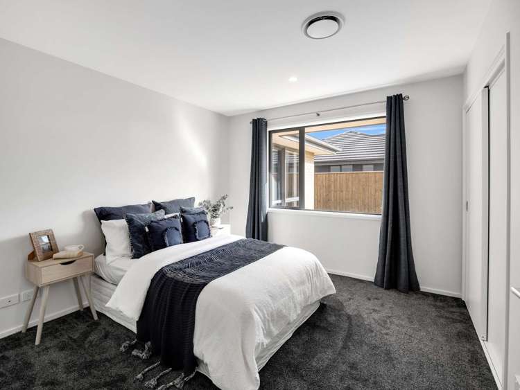 29 Whitehorn Drive Lincoln_22