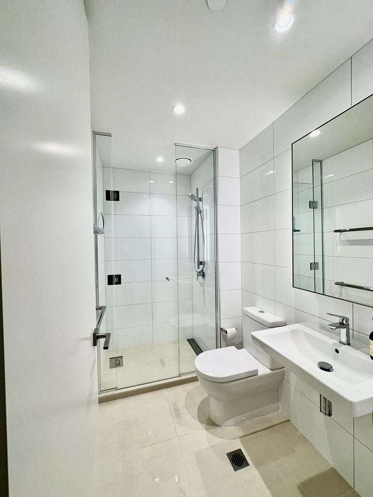 120/223A Green Lane West Epsom_17