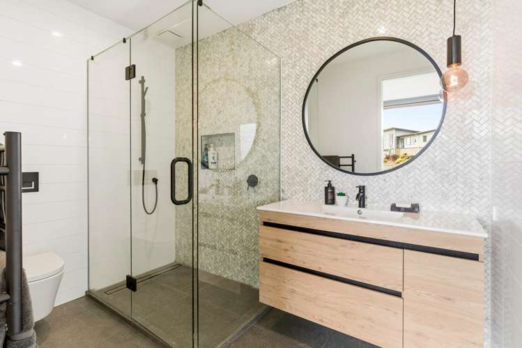 3/2 Clayton Street St Clair_15