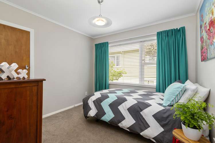 76 Redwood Avenue Tawa_9
