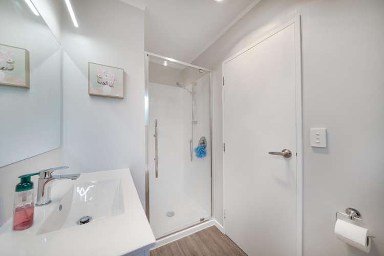 60 Woodman Drive Tawa_12