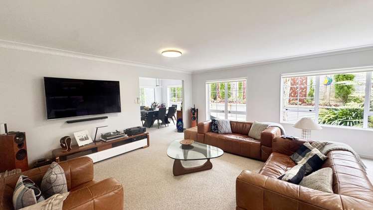 19 Ravenstone Place Chatswood_10