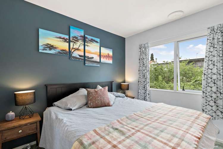 3a Royal Road Massey_7