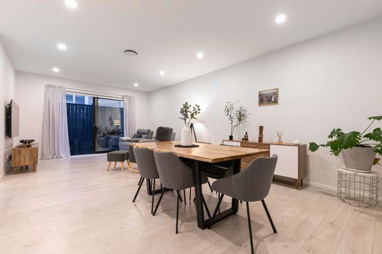 53 Argent Lane Wainui_11