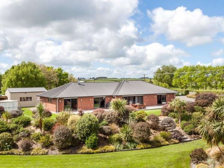 17 Cemetery Road Sanson_4