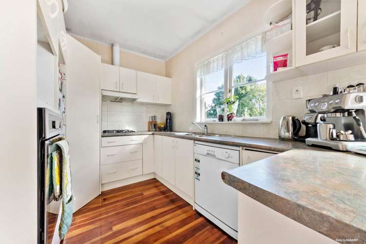 143 Hutchinson Avenue New Lynn_6