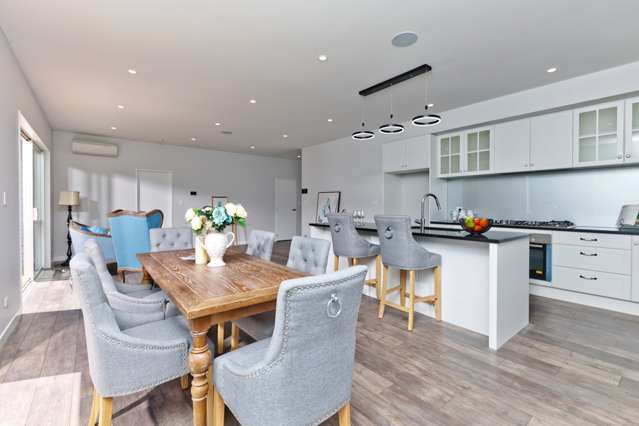 12 Ian Gordon Lane Orewa_1