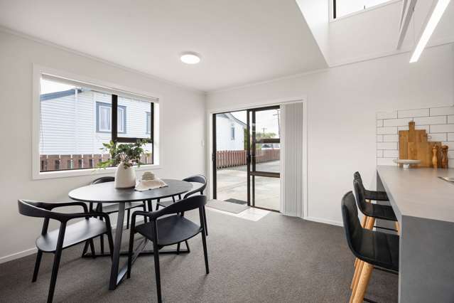 2/1 St Olpherts Avenue Hamilton East_3