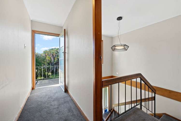 14 Tirimoana Road Te Atatu South_9