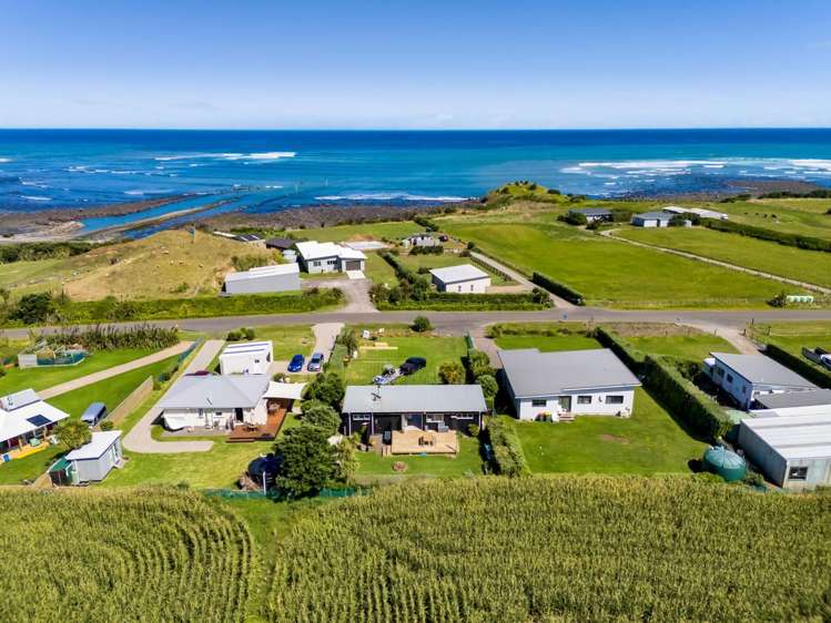 32 Anglers Avenue Pungarehu_24