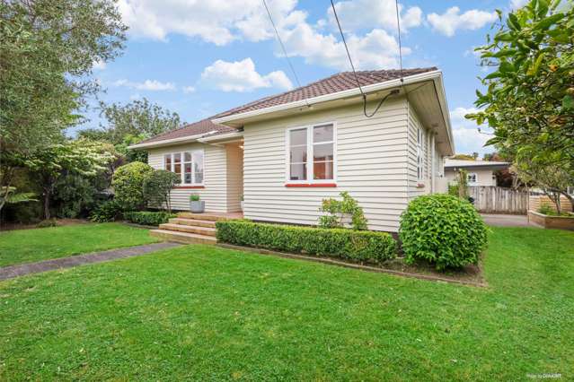 31 Yeovil Road Te Atatu Peninsula_1