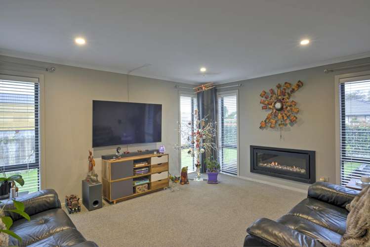 2 Devon Lane_5