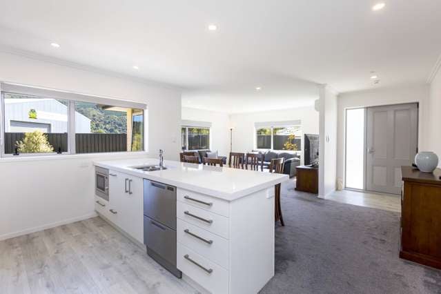 17 Chalfont Road Silverstream_3