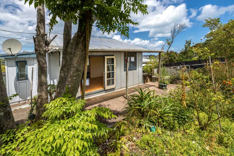 8 Wellington Road Surfdale_9