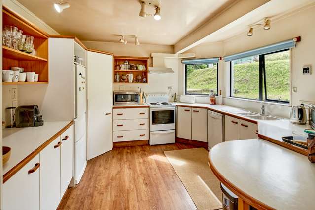 18 Te Pari Pari Road Pukerua Bay_2