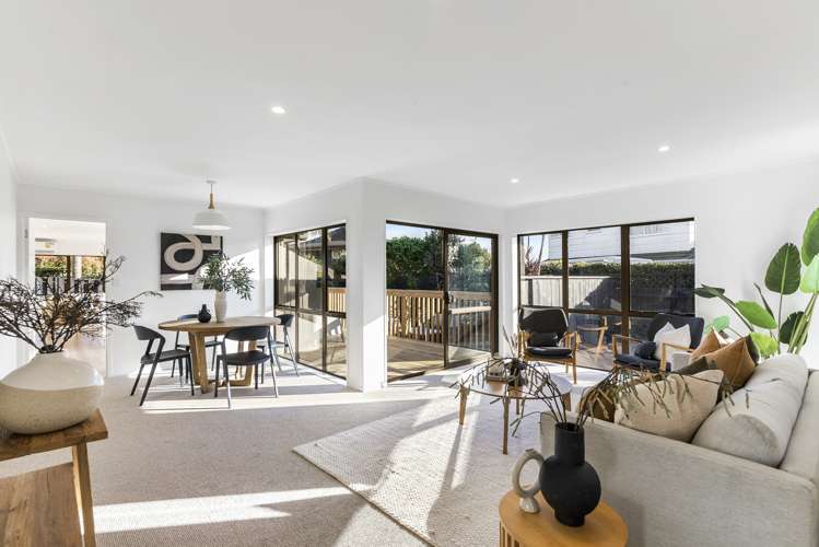 5 Raddock Place Farm Cove_13