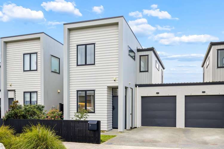 24 Tapuwae Way_1