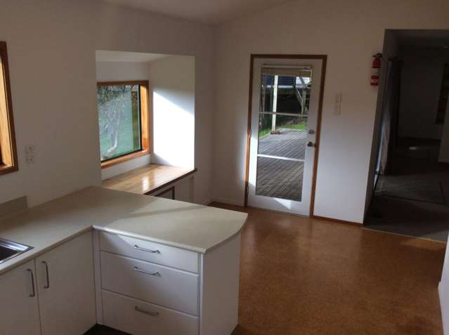 121A Forest Hill Road Henderson_4