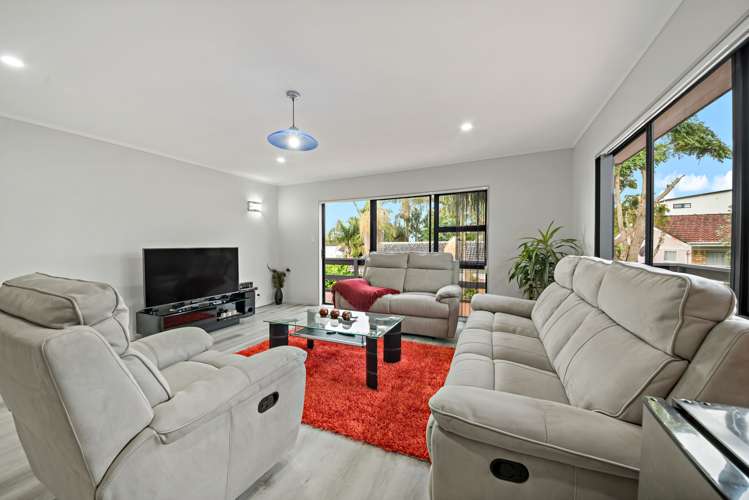 2/7 Duke Street Papakura_16