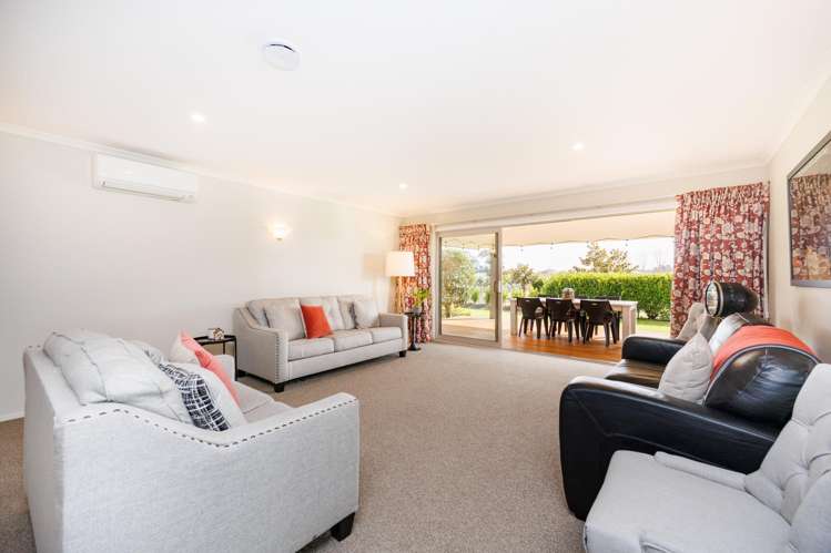 25 Roots Street East Feilding_13