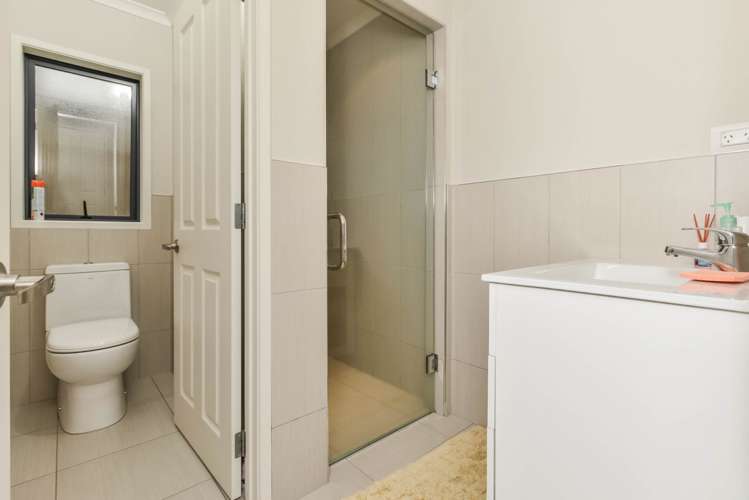 25 Agapanthus Place Flat Bush_11