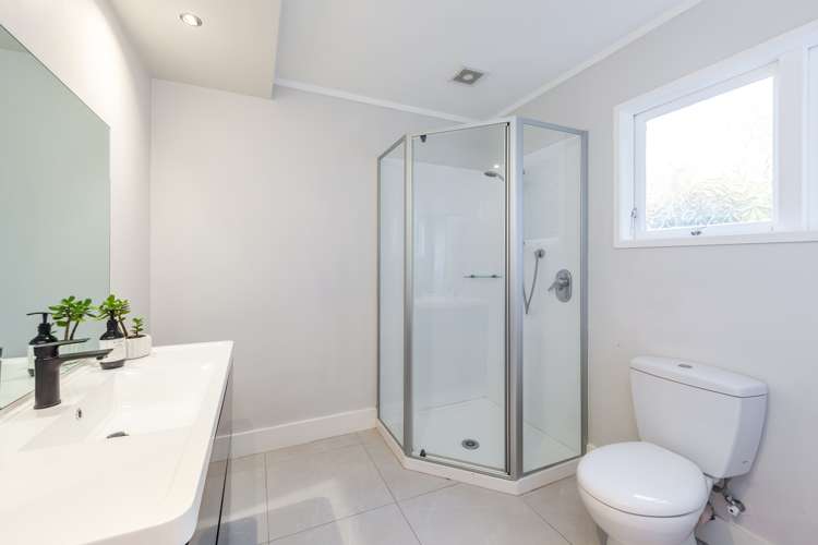 2/9 Selwyn Avenue Glen Eden_11