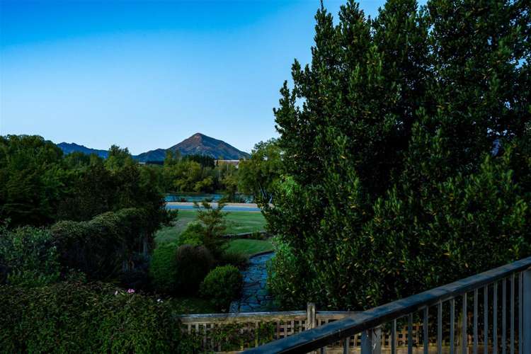 63 Kingston Street Albert Town_19