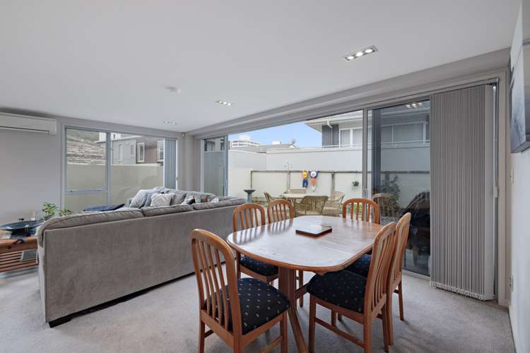 3/11 The Mall Mount Maunganui_10