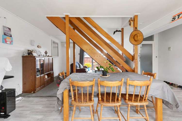 11 Elm Street Waiuku_5