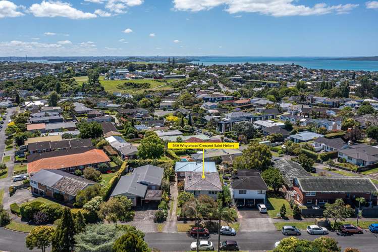 54a Whytehead Crescent Saint Heliers_15